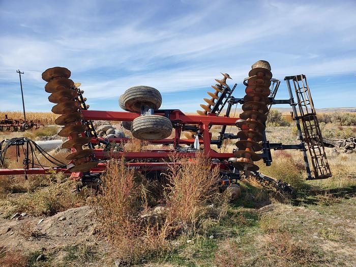 Used 22' 2015 Case 370 True-Tandem Disk