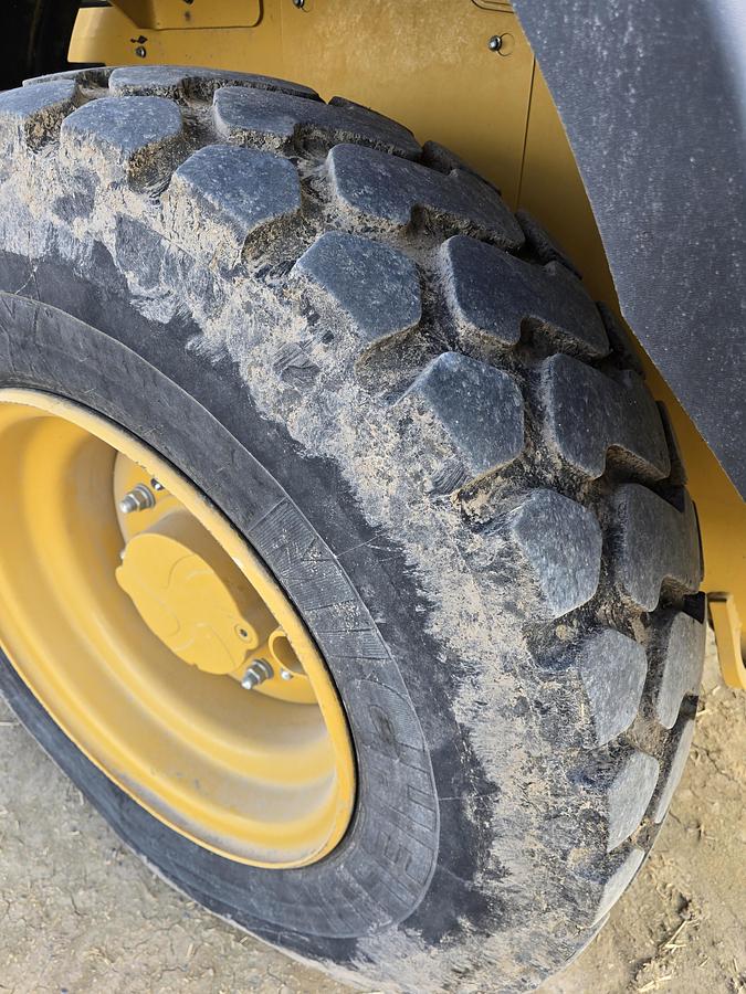 Used 2023 Caterpillar 910 Wheel Loader ** Going to Auction **