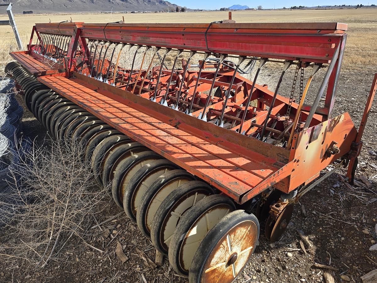 Used 24' International Grain Drill
