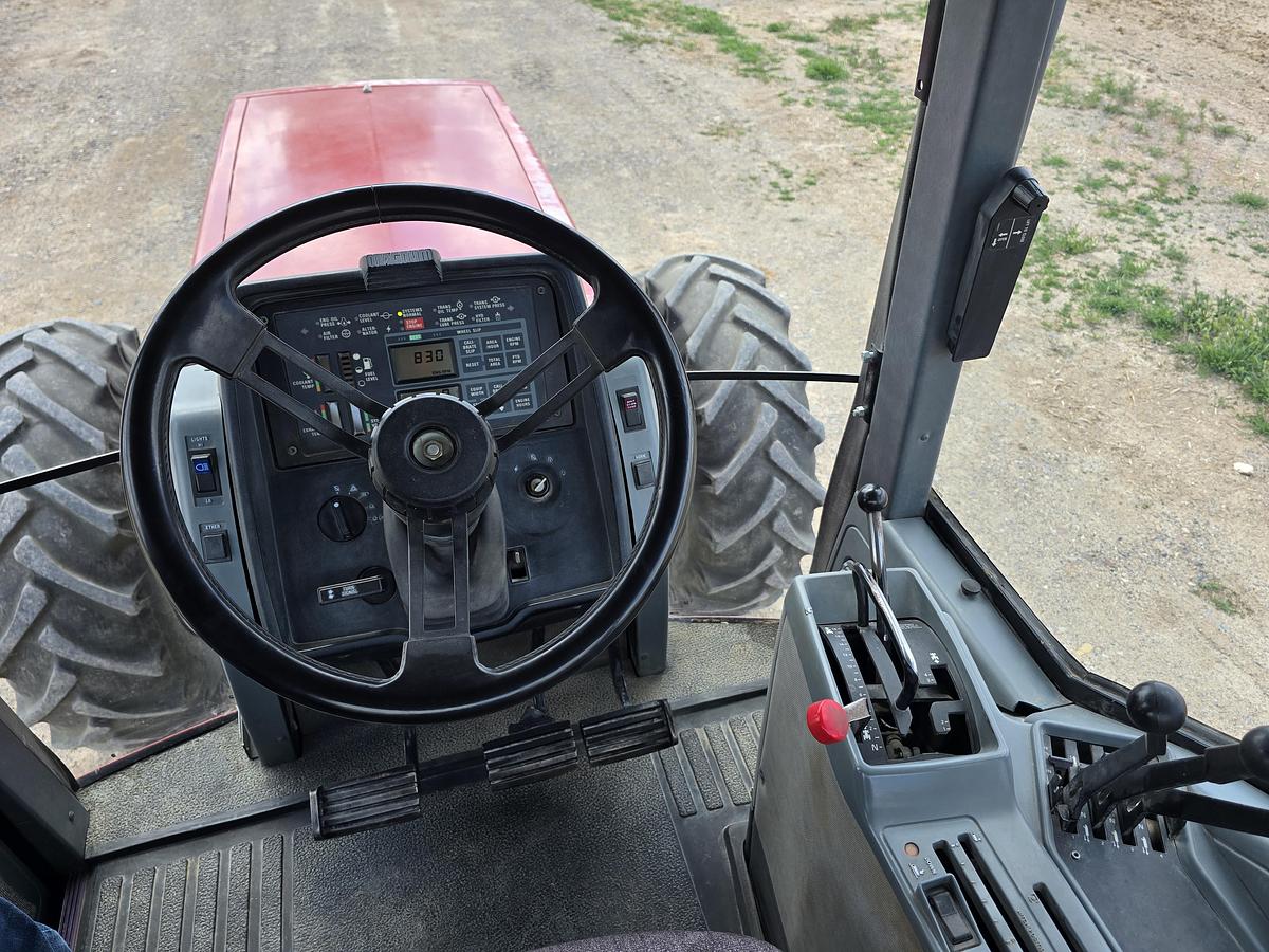 Used 1994 Case 7240 Tractor