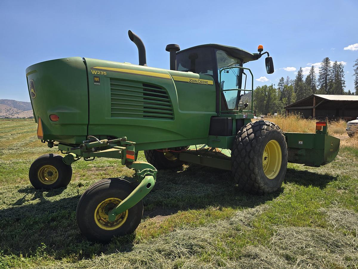 Used 2014 John Deere W235 Rotary Windrower w/ 2200 hrs