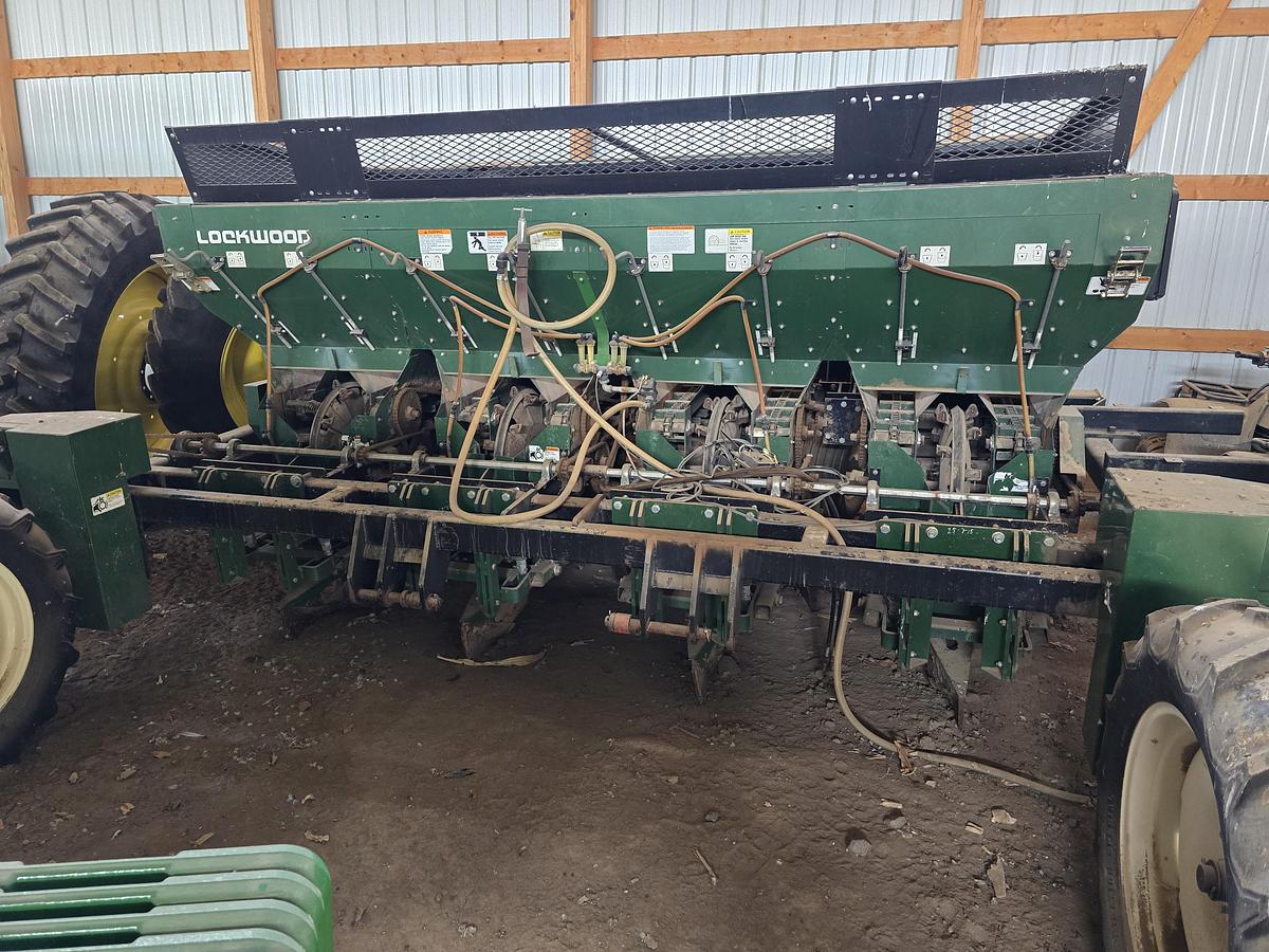 Used Lockwood 4R36 Potato Pick Planter