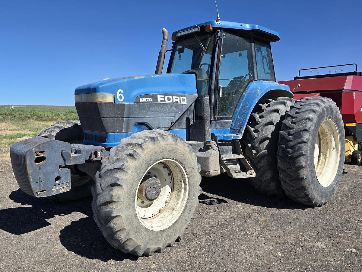 Used ** Going to Auction ** Ford Genesis 8970 Tractor