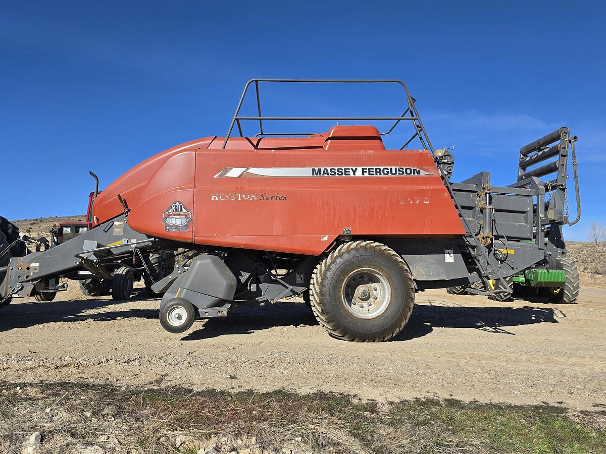 Used 2008 Massey Ferguson 2170 Baler