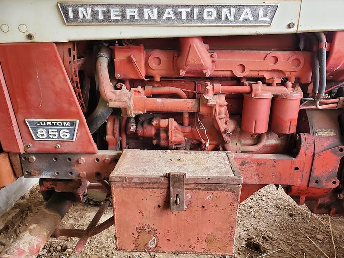Used 1969 Farmall 856 Tractor