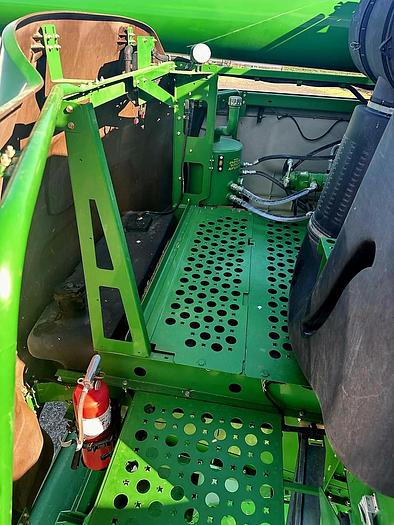 Used 2009 John Deere 9770 STS Combine ** Excellent Condition **