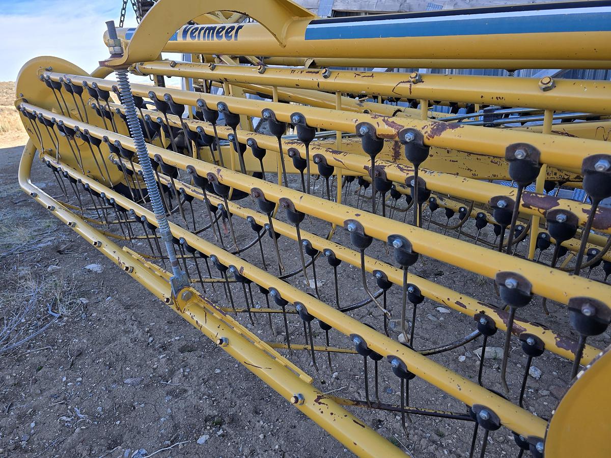 Used Vermeer R23A Hay Rake