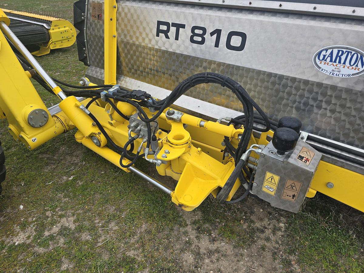 Used 2015 ROC RT810 Hay Merger / Rake