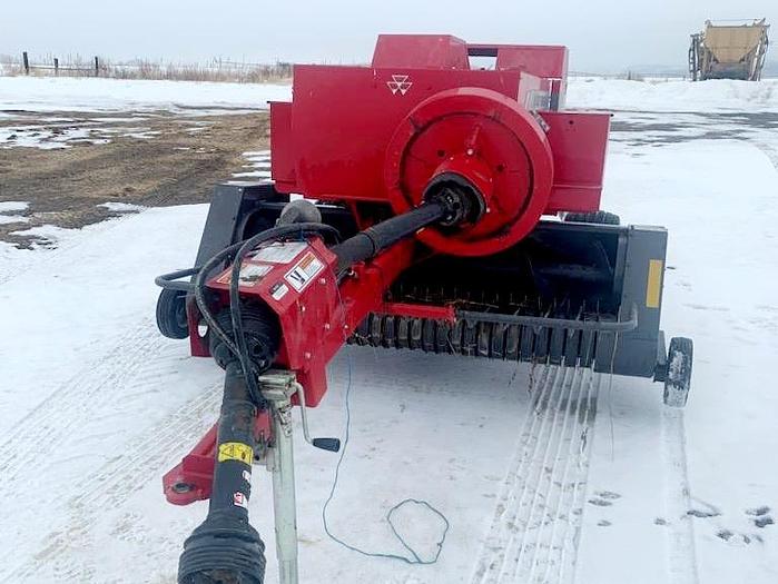 Used 2012 Massey Ferguson 1841 Baler ** Very Little Use **
