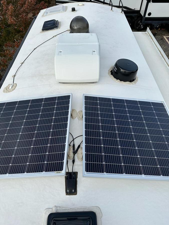 Used 2023 26' Keystone Cougar Travel Trailer