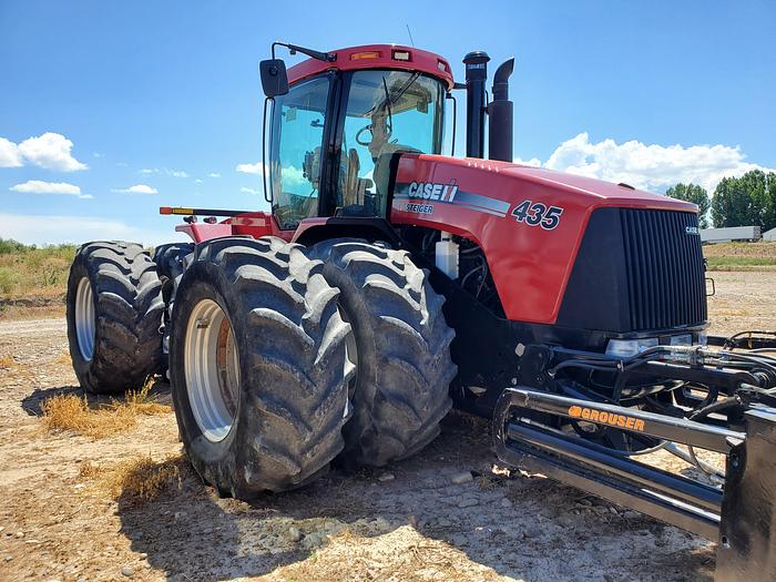 Used 2010 Case Steiger 435 Tractor w/ Silage Blade