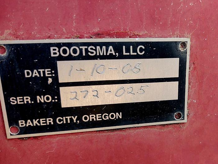 Used 2008 Robbco 7 Bale Feeder Flaker