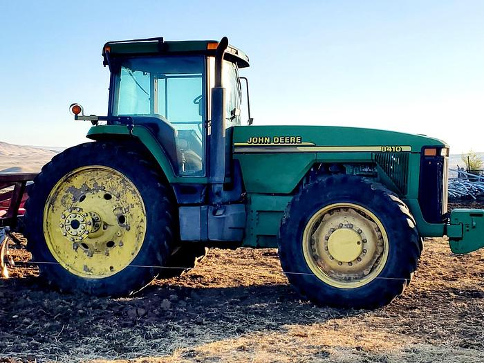 Used 2000 John Deere 8410 Tractor