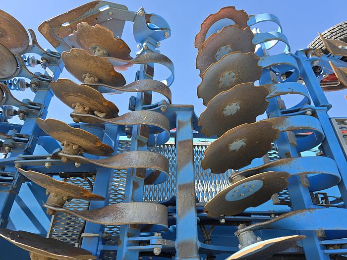 Used 2022 Lemken Compact Solitair 9K Precision Planter