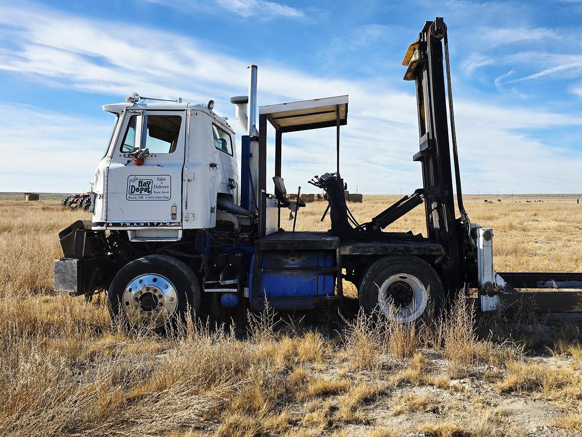 Used International Truck w/ Hay Squeeze