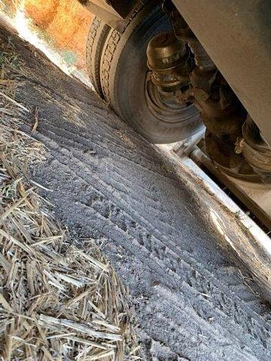 Used 1980 Hay Hog Hay Squeeze