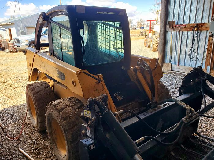 Used John Deere 250 Skid Steer w/ 4 Attachments