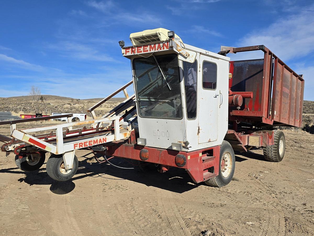 Used Freeman 5000 Bale Stacker