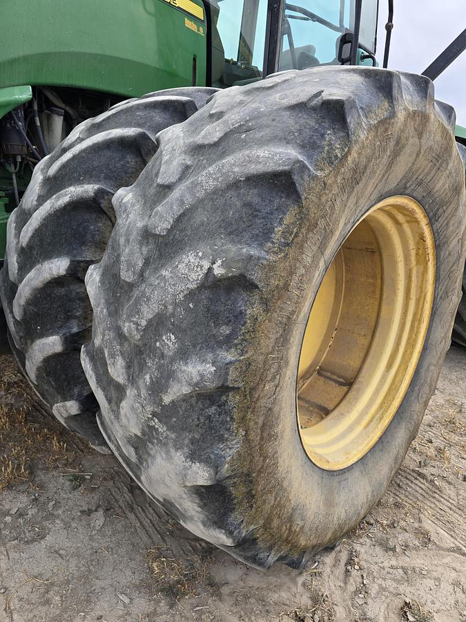 Used John Deere 9530 Tractor w/ 11k hrs