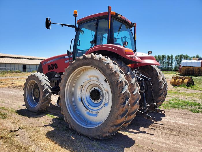 Used 2009 Case Magnum 275 Tractor