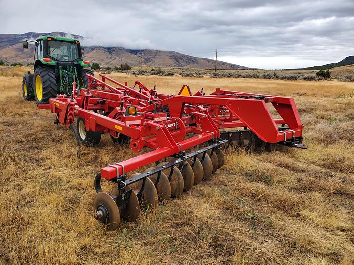 Used Sunflower 4511 Disk Ripper - 11 Shank