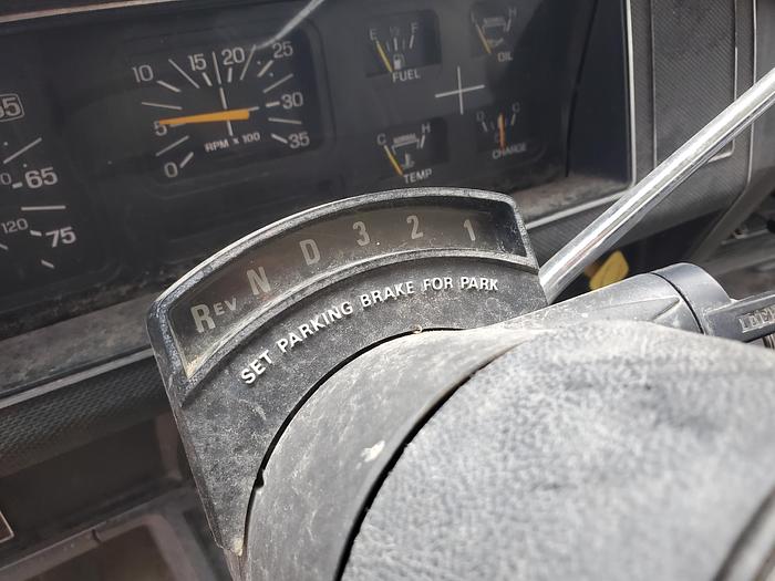 Used Ford F800 Dump Truck w/ Automatic Transmission