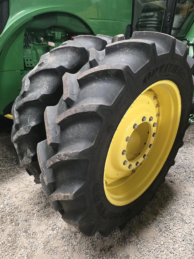 Used 2013 John Deere 8235R Tractor w/ 3700 hrs