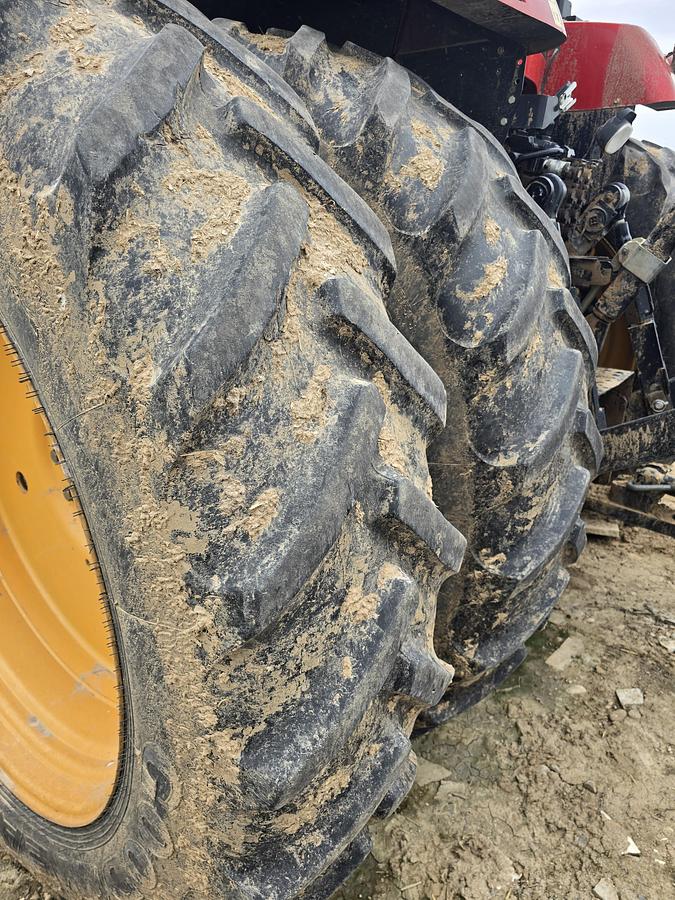 Used Versatile 335 Tractor w/ 2800 hrs