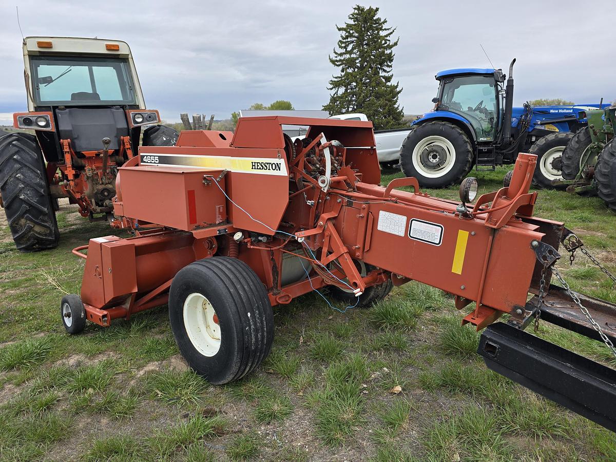 Used 2003 Hesston 4655 Baler