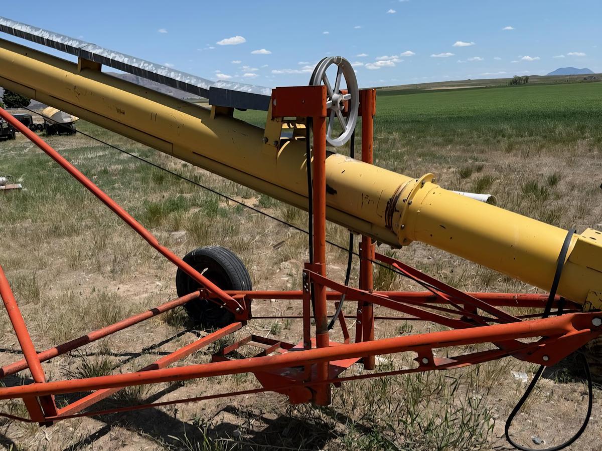 Used Westfield 8x41 Grain Auger