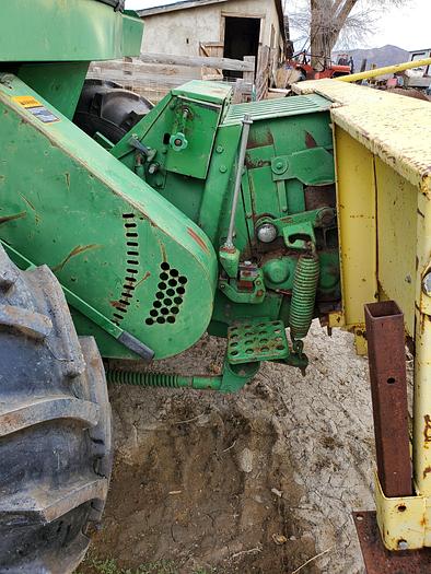 Used John Deere 5820 Forage Harvester / Chopper w/ 3 Headers