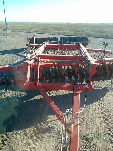 Used 17' Krause 5817 Offset Disk w/ Packer **Excellent Condition**
