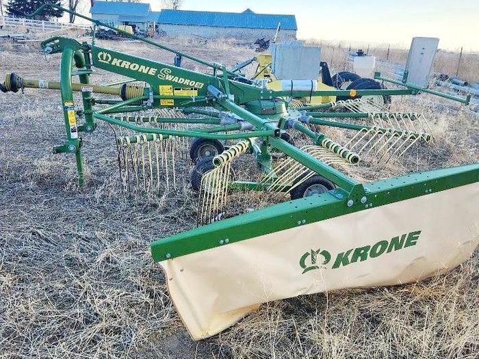 Used 2021 Krone Swadro 38 Rotary Rake ** Like New **
