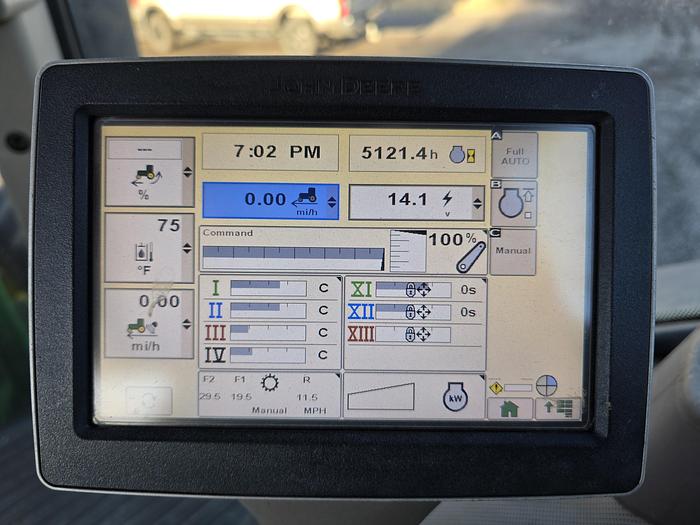 Used 2012 John Deere 7215R Tractor w/ Loader - 5000 hrs