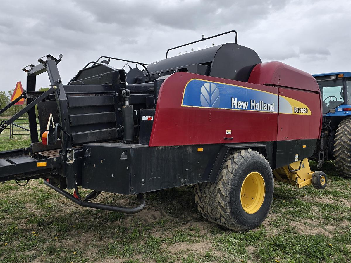 Used 2012 New Holland BB9080 3x4 Baler ** Only 10k Bales **
