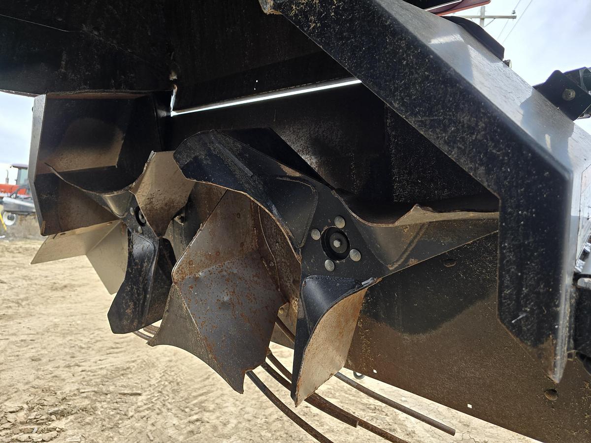 Used 2012 Case IH 7120 Combine