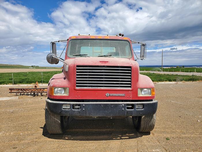 Used International Bale Retriever Truck for Big Square Bales