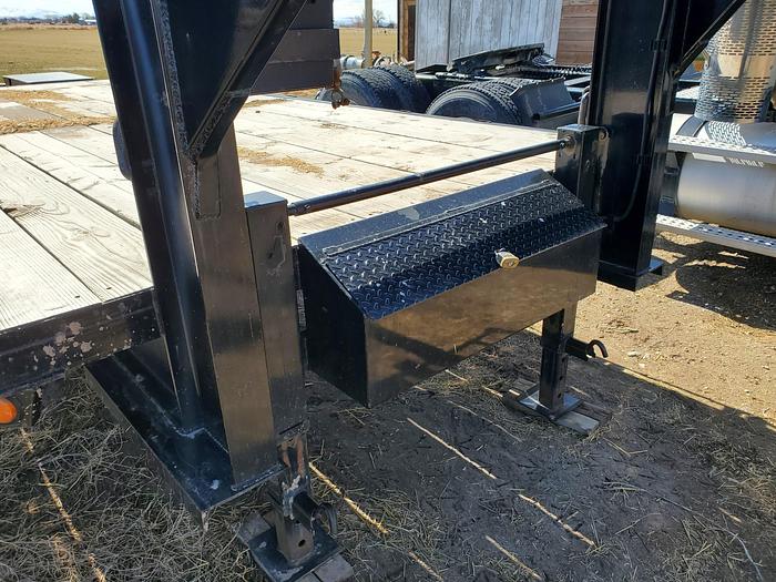 Used 2019 24' Walton Equipment Trailer