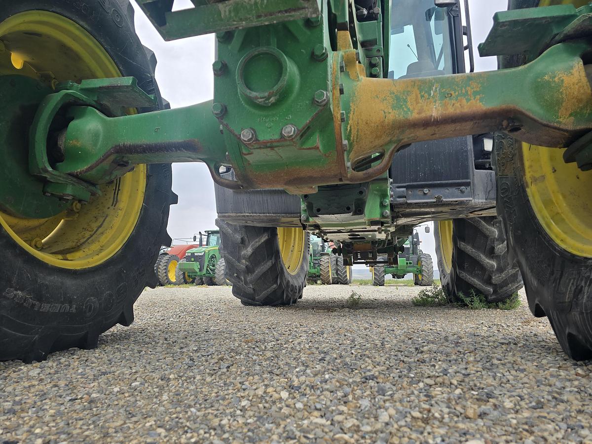 Used 1997 John Deere 8300 Tractor w/ 9800 hrs