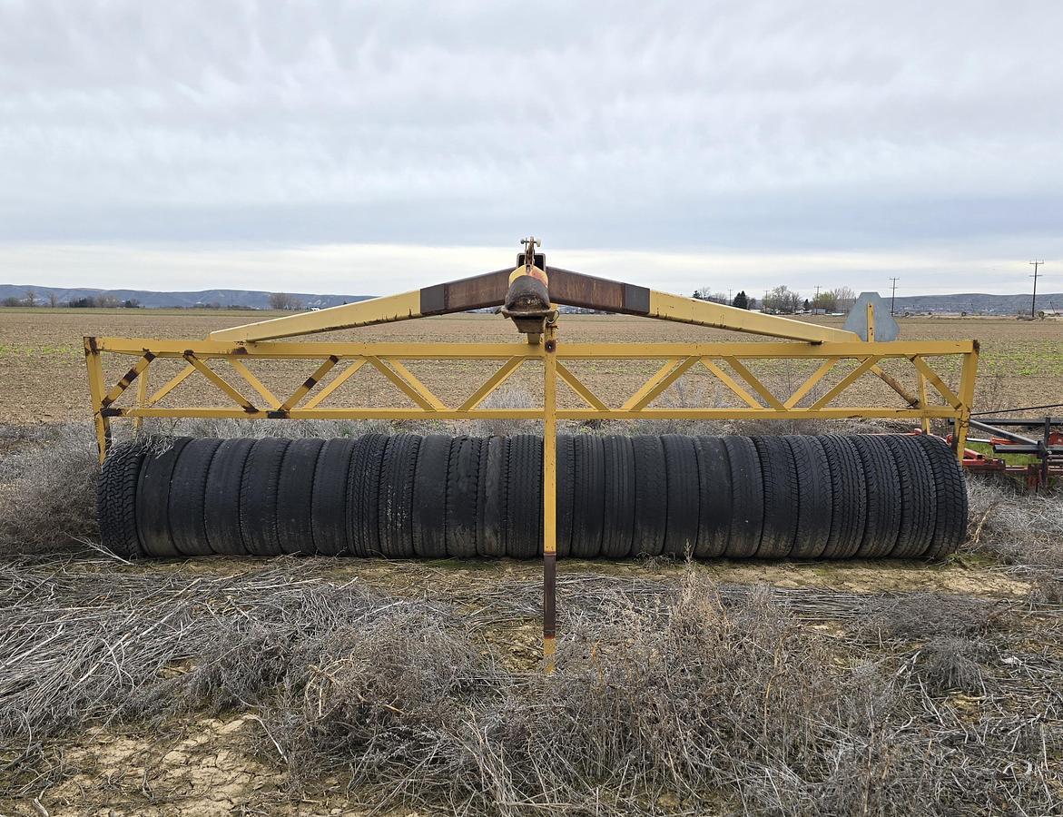 Used 17' Rubber Tire Roller