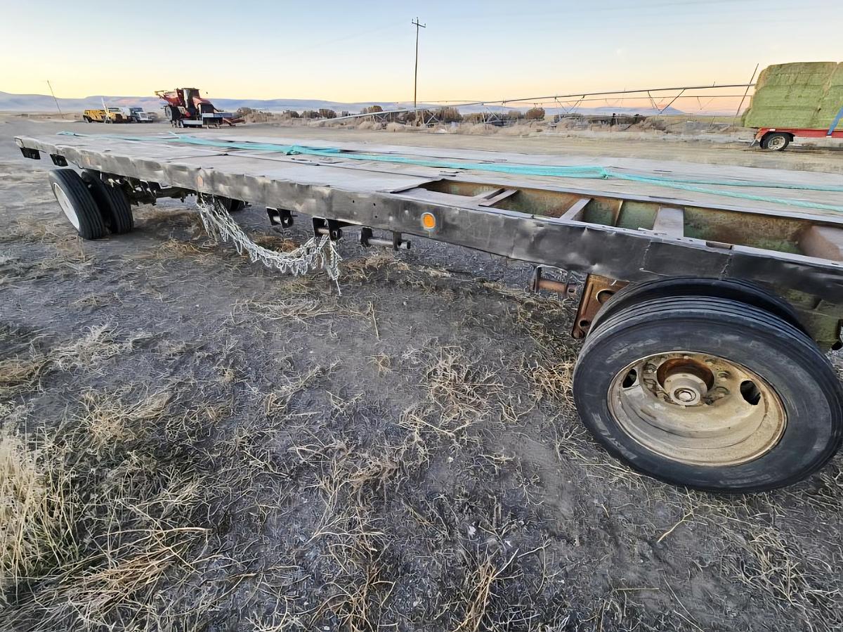 Used Hay Trailer Set - Fruehauf 32' Lead + 30' Pup