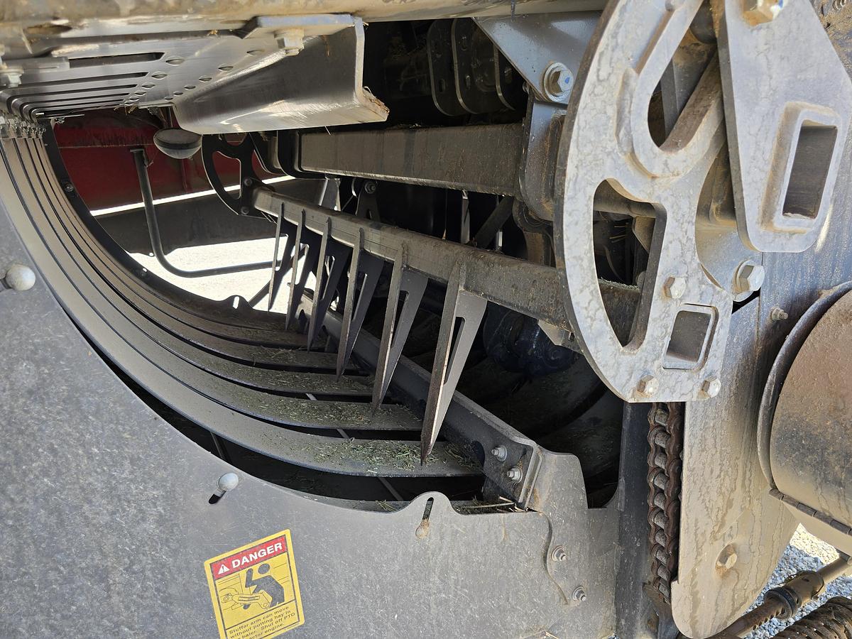 Used 2018 Massey Ferguson 2270 Baler w/ 20k Bales