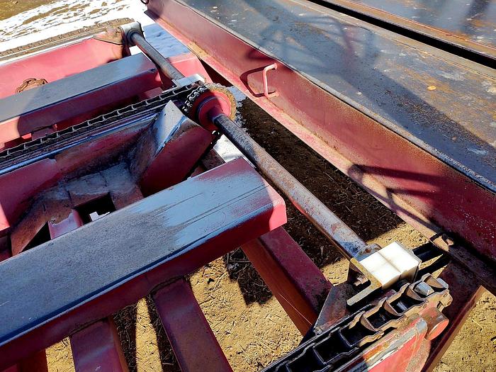 Used 2008 Robbco 7 Bale Feeder Flaker