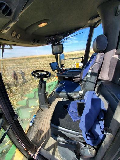 Used 2021 New Holland FR780 Forage Harvester w/ 2 Headers