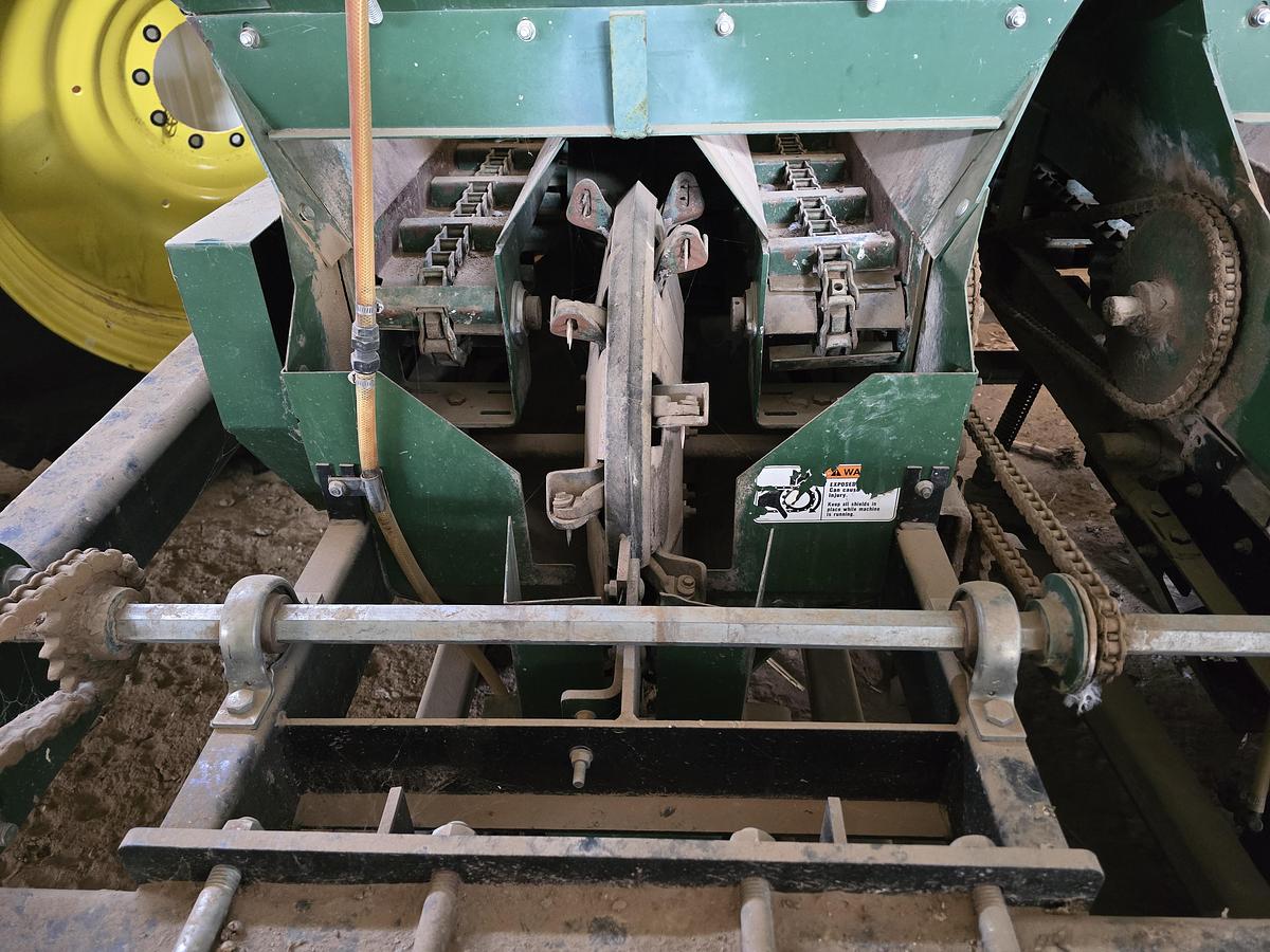 Used Lockwood 4R36 Potato Pick Planter