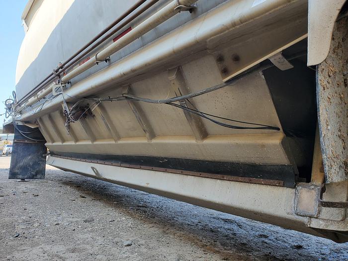 Used 1993 Beall 42 cyd Belly Dump Trailer