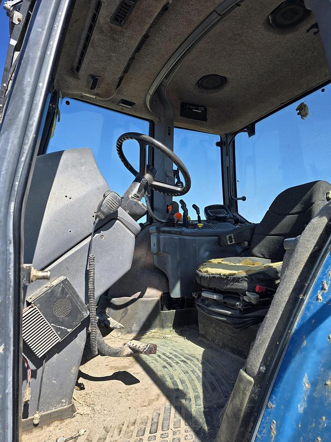Used ** Going to Auction ** Ford Genesis 8970 Tractor