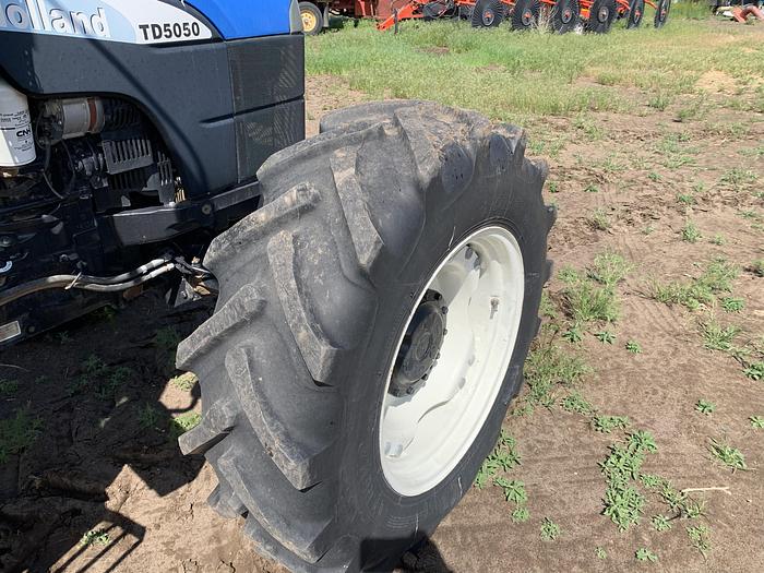 Used New Holland TD5050
