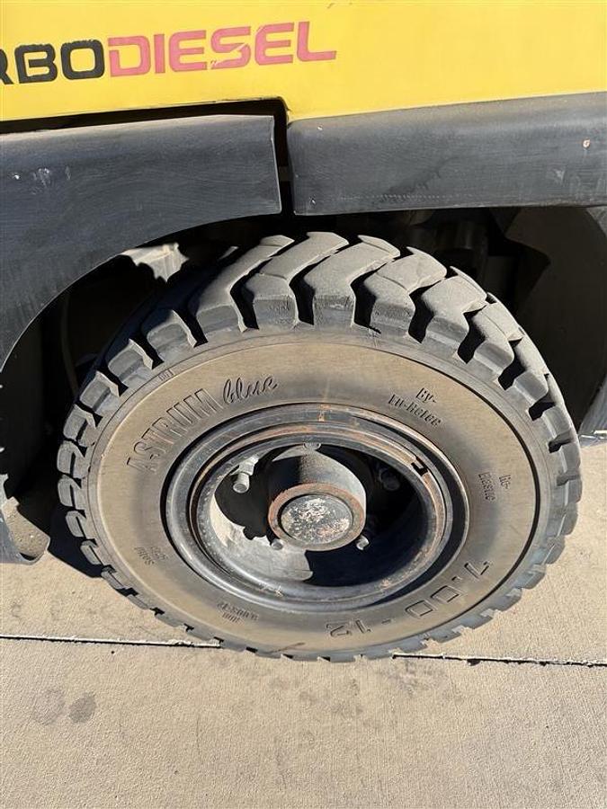 Used 2016 Hyster H90FT Forklift w/ 800 hrs