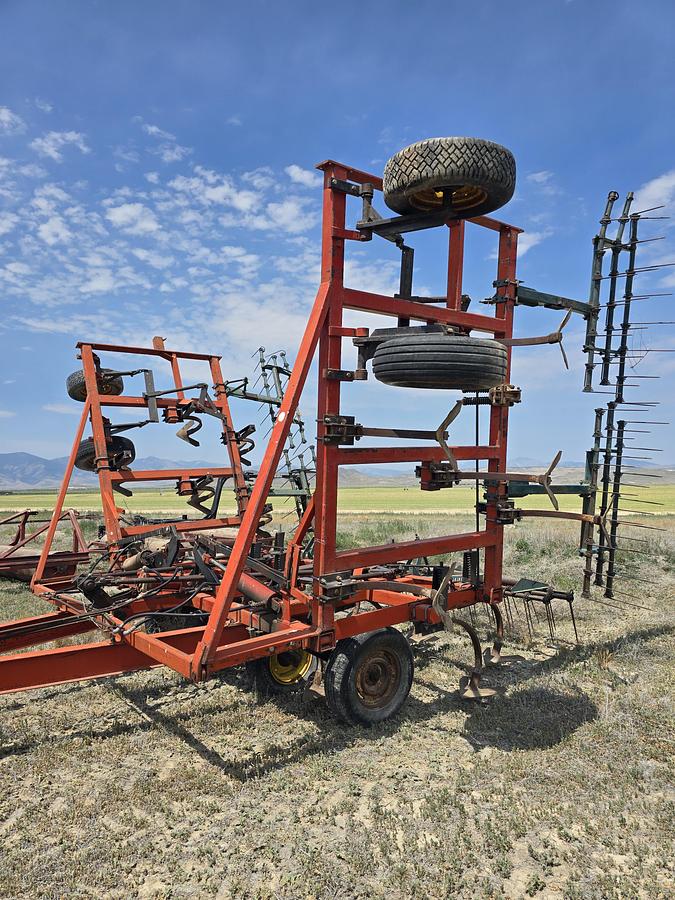 Used 30' Chisel Plow